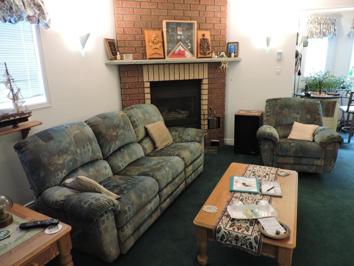 Tucked Inn The Harbour B&B Victoria Harbour Rom bilde