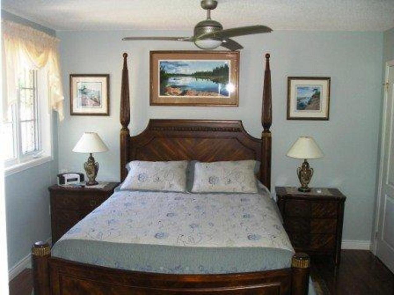 Tucked Inn The Harbour B&B Victoria Harbour Eksteriør bilde